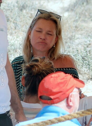 Lila Grace Moss nude