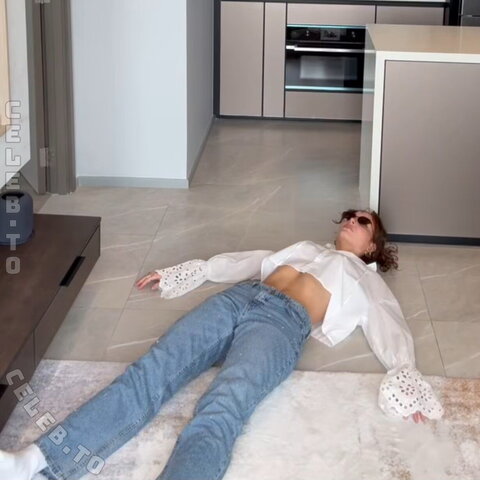 Lila Sommer nude photo 5