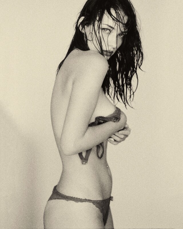 Lilarosepalaza nude photo 3
