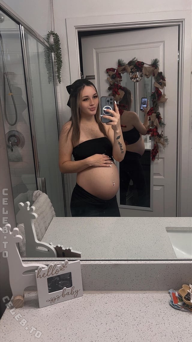 lilbabybear02 nude photo 9