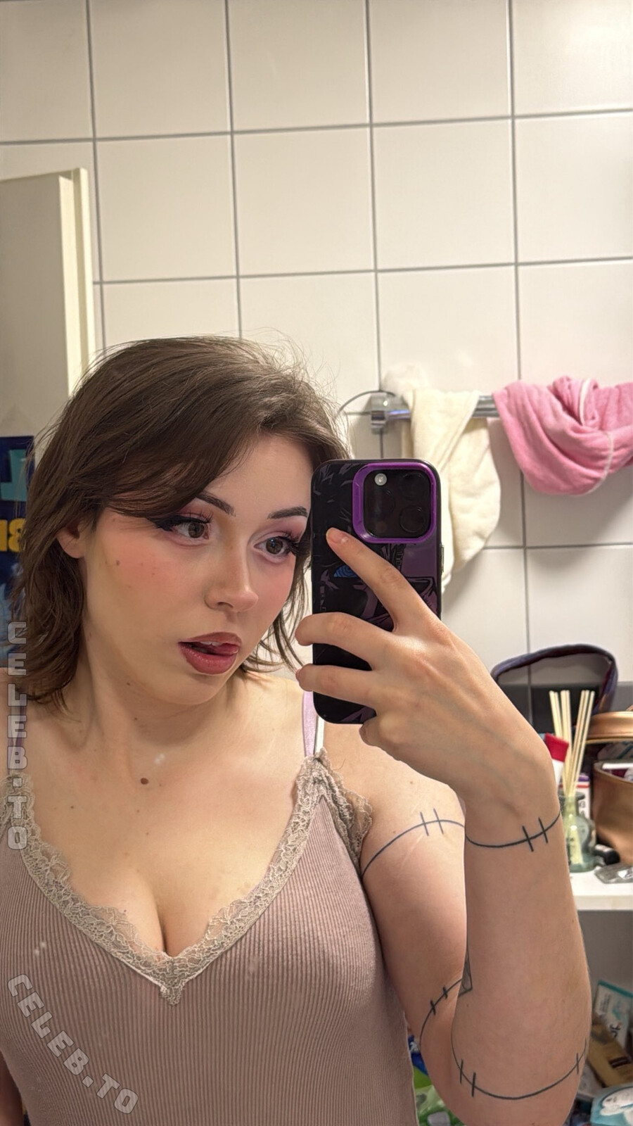 lilbloomix nude photo 2