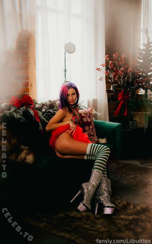 Lilbuttlex nude photo 11