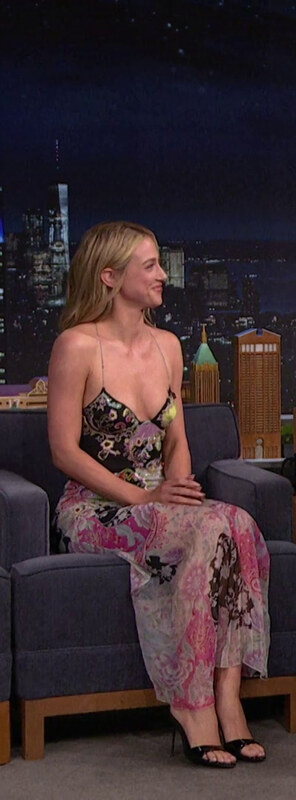 Lili Reinhart nude photo 5