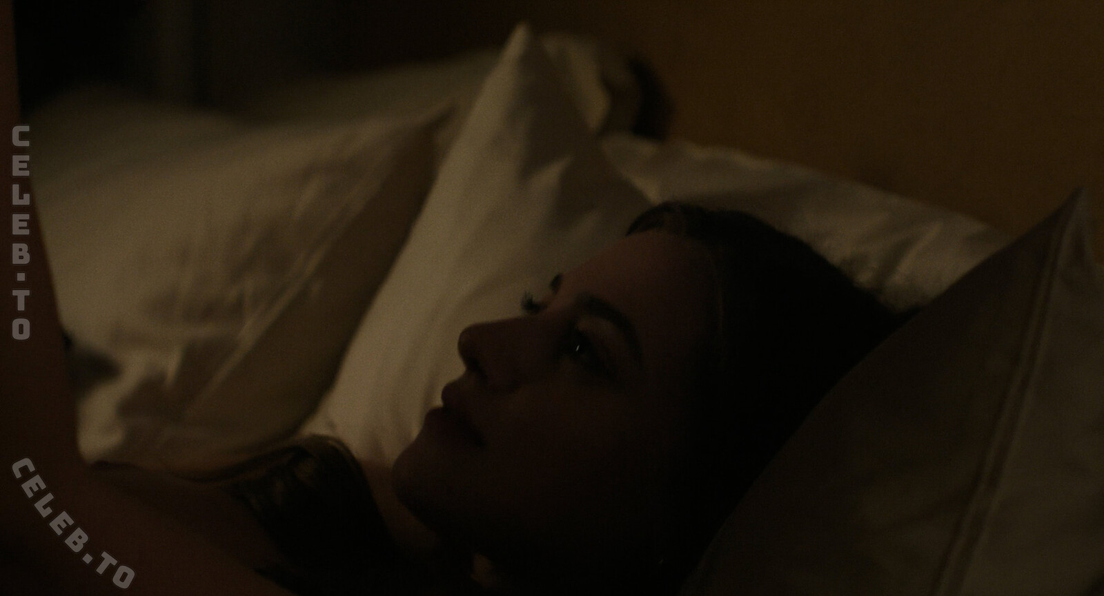 Lili Reinhart nude photo 4