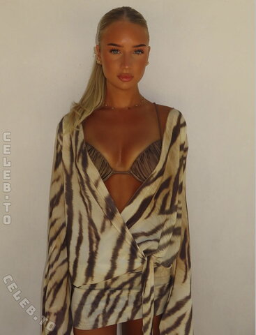 Lilia Batten nude photo 20