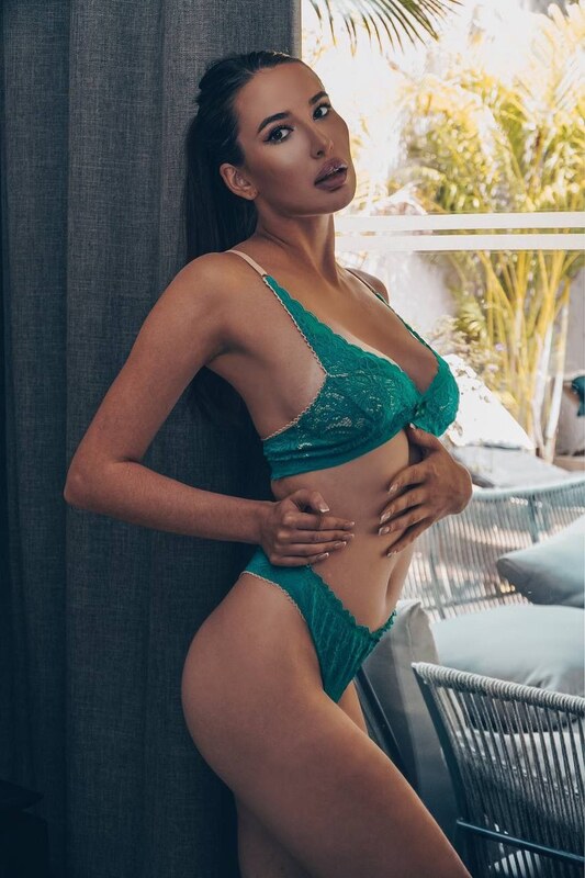Lilia Silenkova nude photo 4