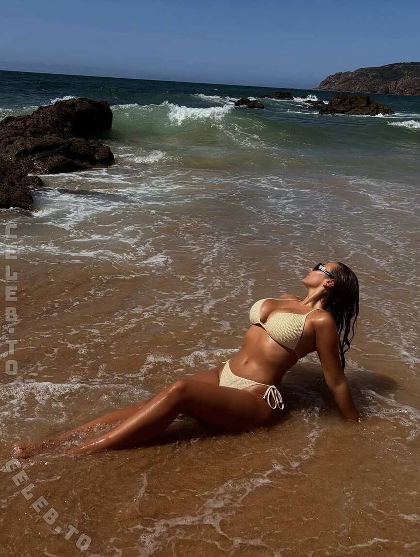 Liliana Amrein nude photo 4