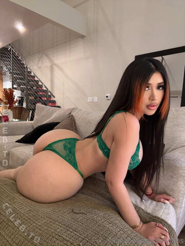 Lilianaheartss nude photo 1