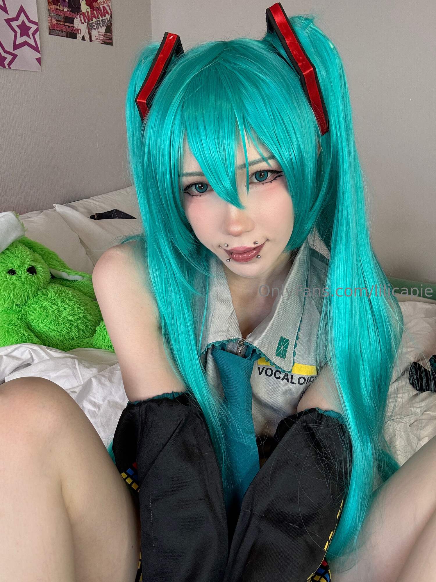 Lilica nude photo 2