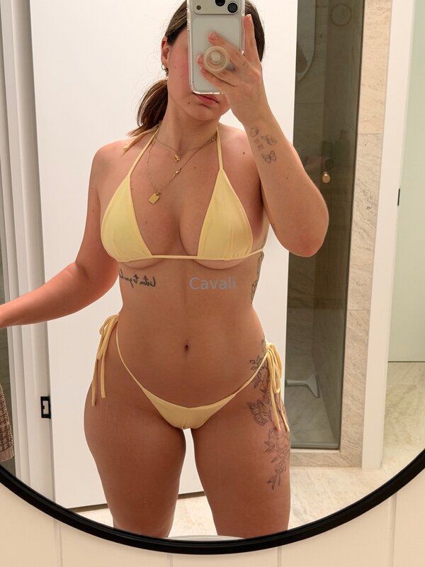 Lilith Cavaliere nude photo 8