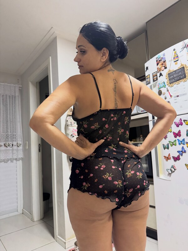 Liliyanah nude photo 9