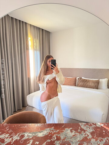 Lillian Phillips nude photo 1174