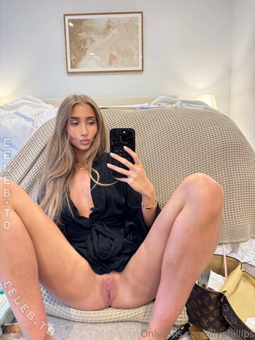 Lillian Phillips nude photo 601