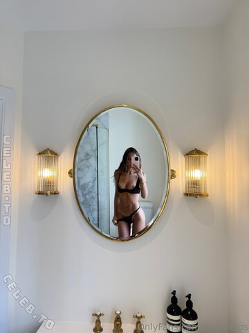 Lillian Phillips nude photo 102