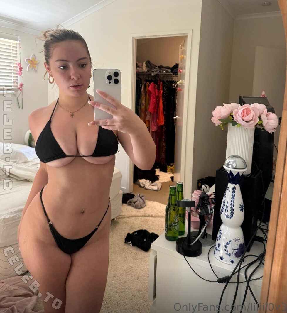 lillil0v3 nude photo 1