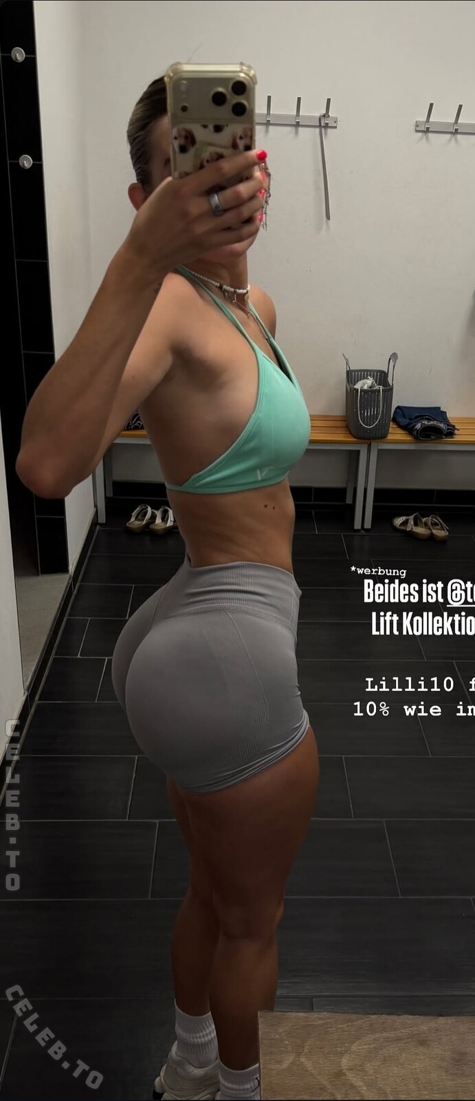 Lillimsr nude photo 2