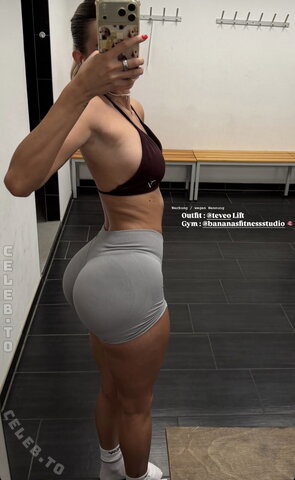 Lillimsr – Juicy story 🍑