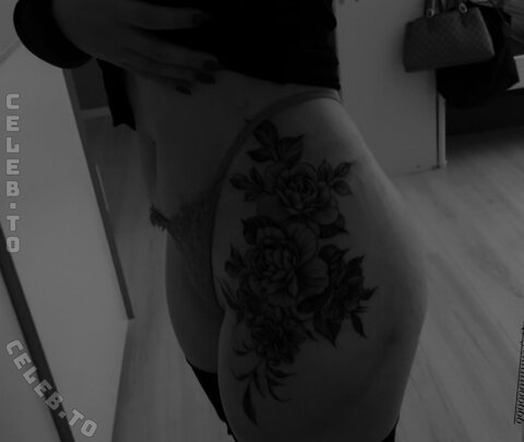 Lill.msr nude photo 26