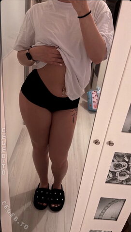 Lill.msr nude photo 3