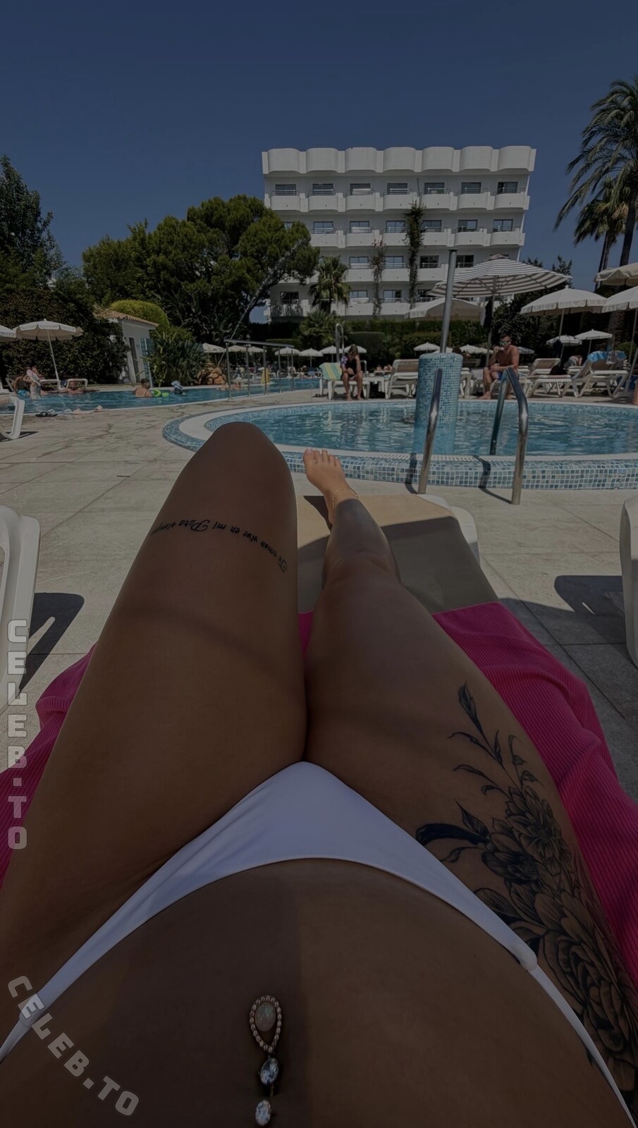 Lill.msr nude photo 2