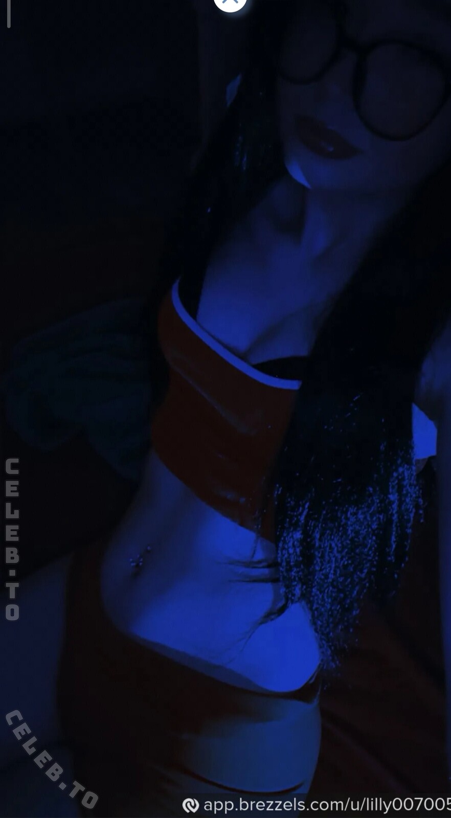 Lilly Schaper nude photo 1