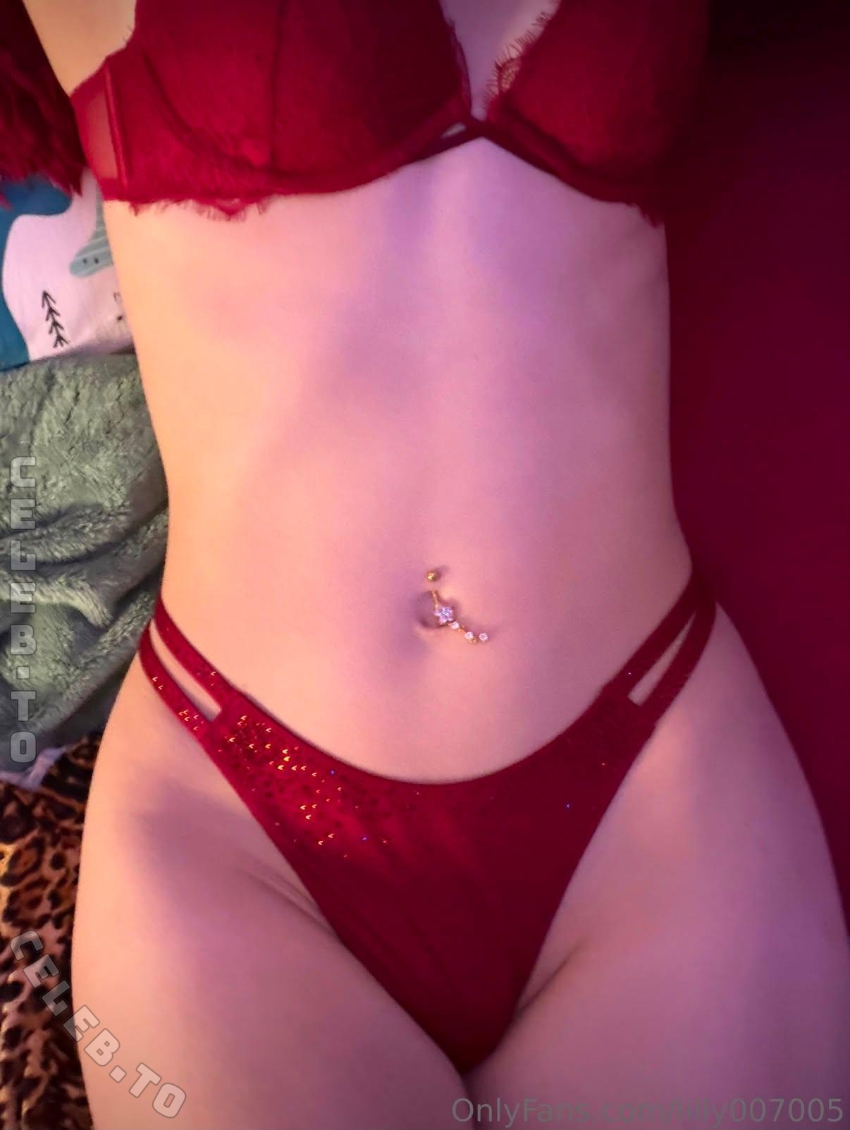 Lilly Schaper nude photo 2