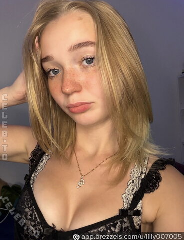 Lilly Schaper Fresh (1 photo)