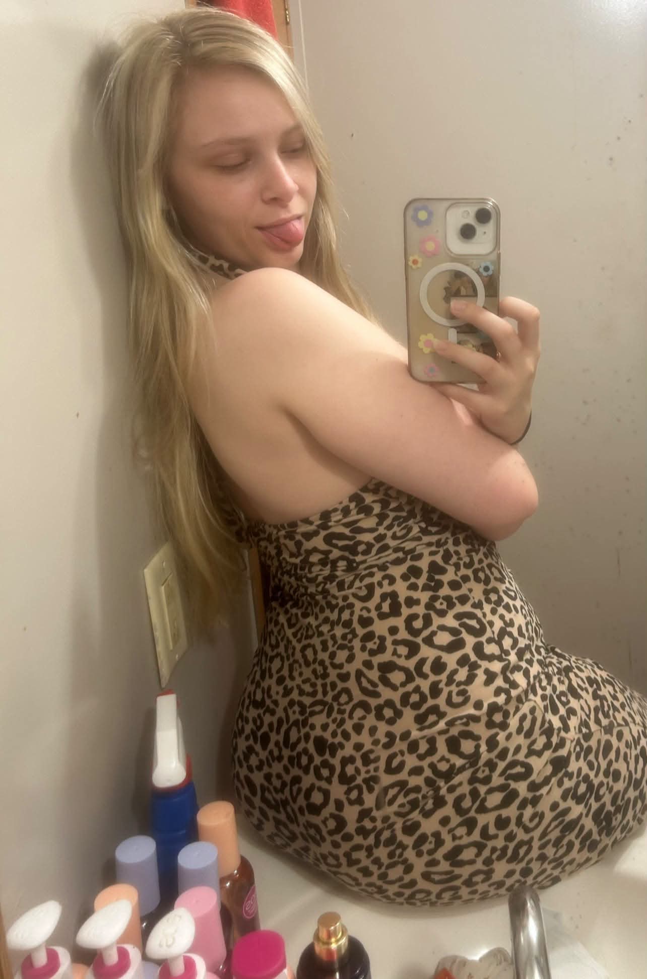 Lilly ward nude photo 5