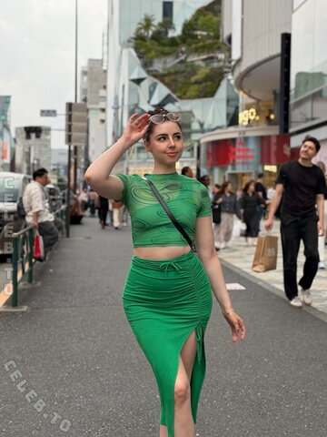 LillyTheChilly Sexy (1 photo)