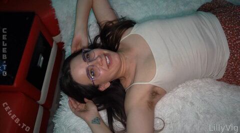 Lillyvig – Neighbor facial