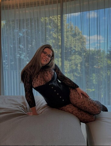 Lilou Bonanno nude photo 13