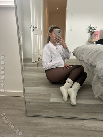 Lilou Loves Nylon nude photo 2
