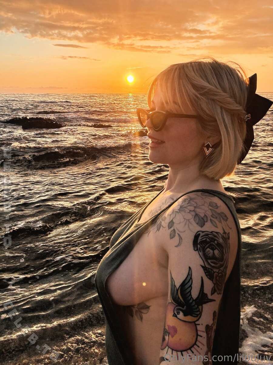 Lilouluv nude photo 12