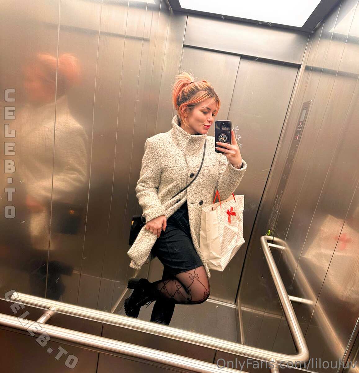 Lilouluv nude photo 1