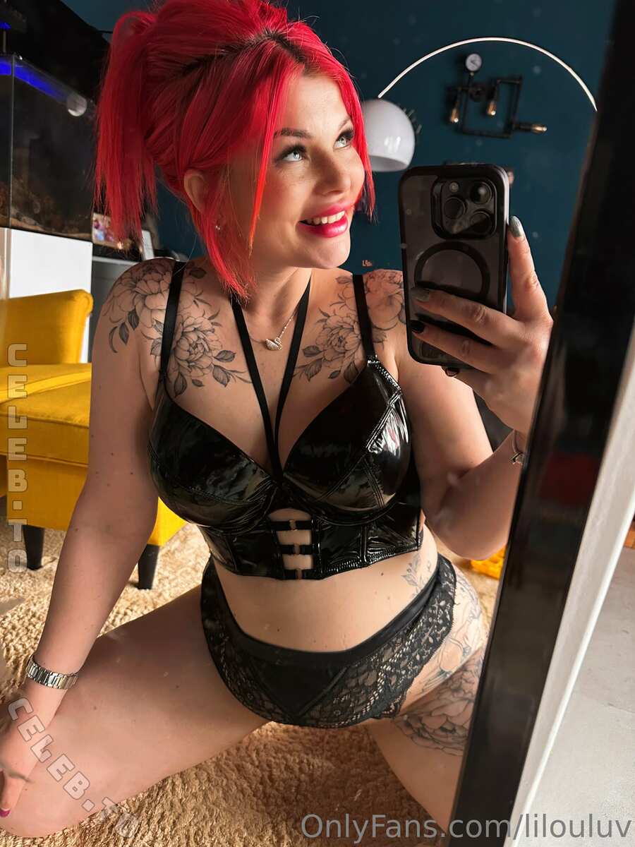 Lilouluv nude photo 4