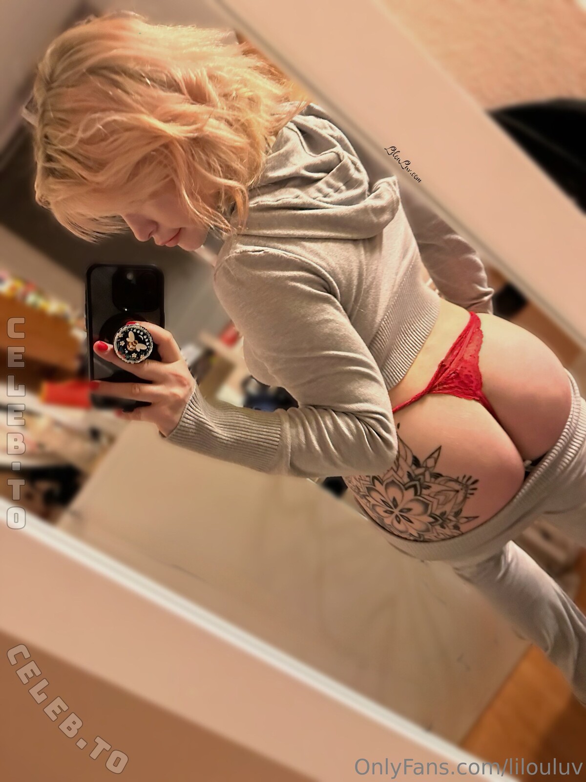 Lilouluv nude photo 6