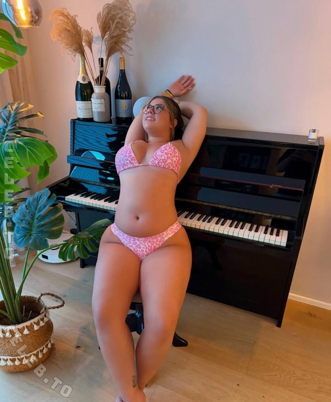 liloussecret nude photo 5