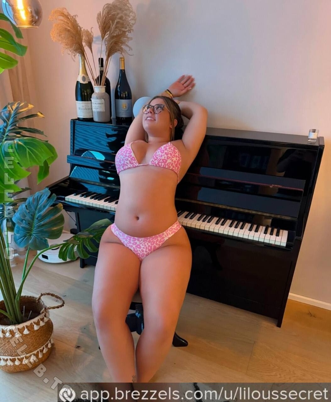 liloussecret nude photo 2