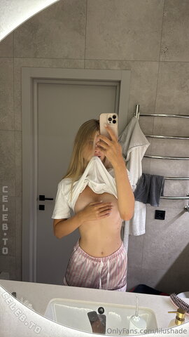 Lilushade nude photo 20