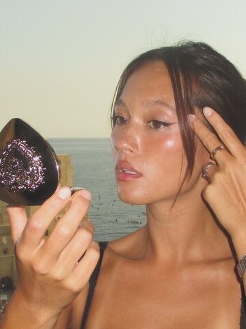 Lily Chee Fresh (9 photos)