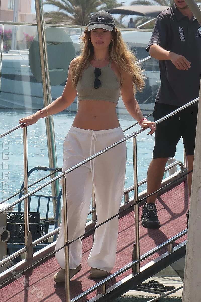Lily James nude photo 5
