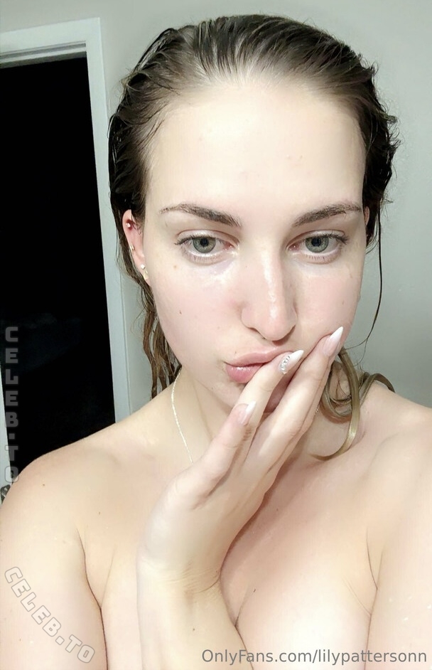 Lily Patterson nude photo 12