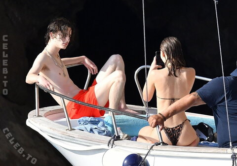 Lily-Rose Depp nude photo 7