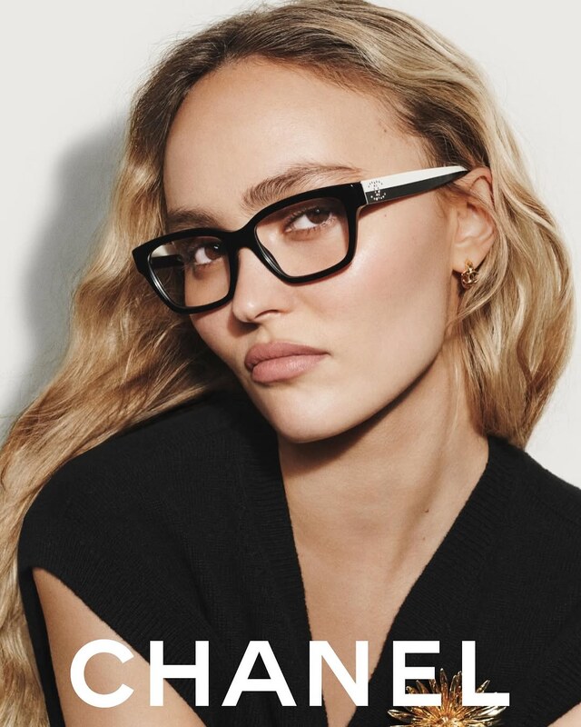 Lily-Rose Depp nude photo 8