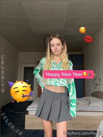 lily.18 nude photo 20