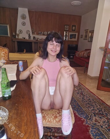 Lilysweetgirl nude photo 28