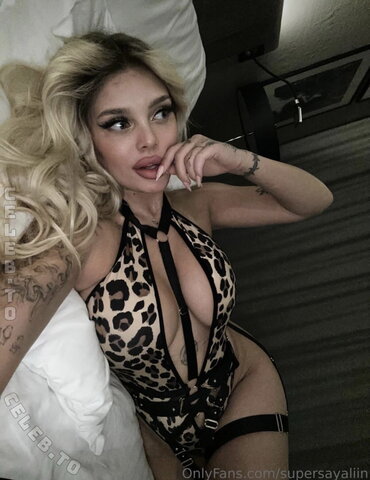 Lin Melisa nude photo 1