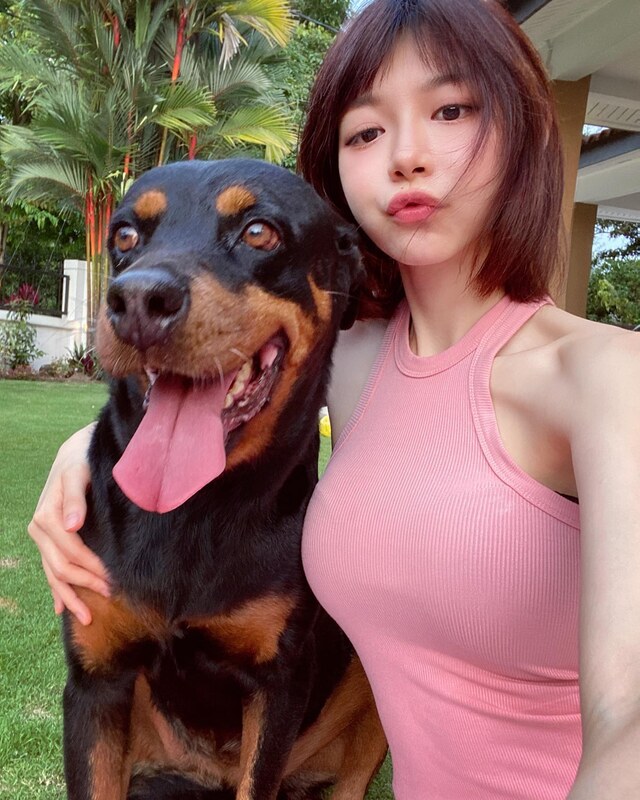 Lin Min Chen nude photo 6