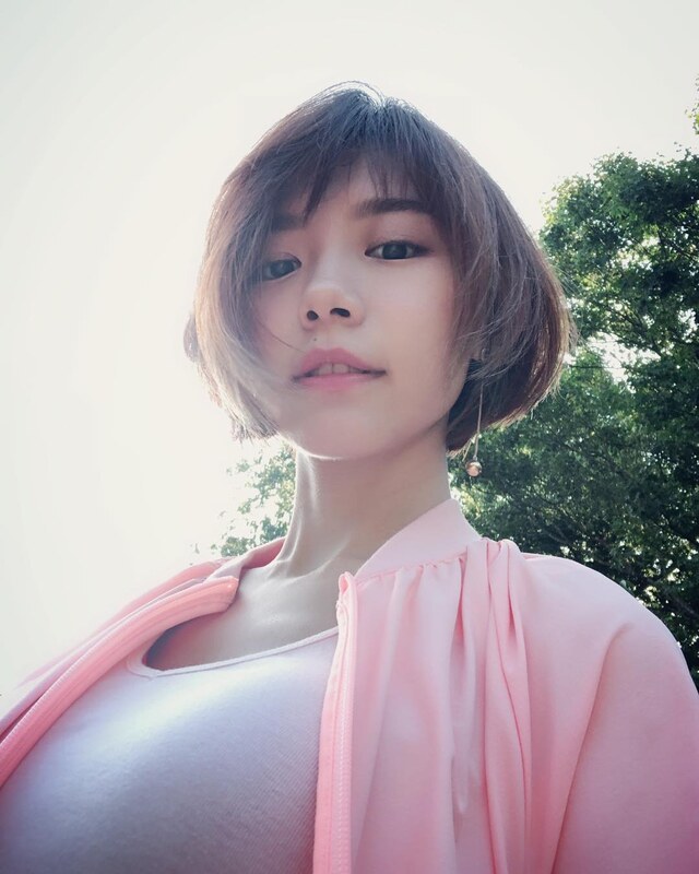 Lin Min Chen nude photo 9