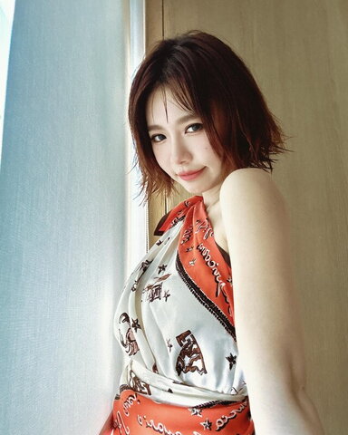 Lin Min Chen nude photo 41